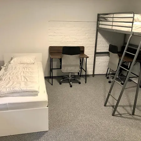 Student House Domaniewska Warschau