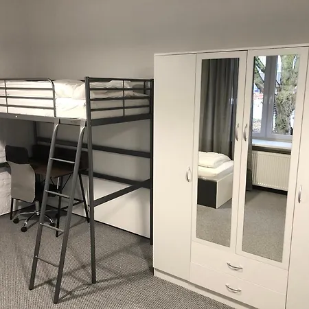 Student House Domaniewska Apartment