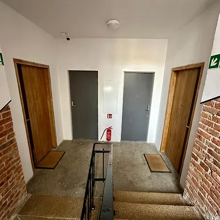 Student House Domaniewska Appartement *