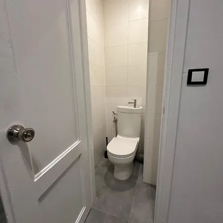 Student House Domaniewska Warschau