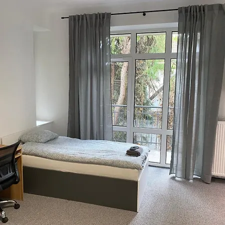 Student House Domaniewska Apartment *