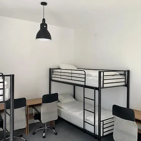 아파트 Student House Domaniewska