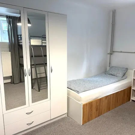 Student House Domaniewska