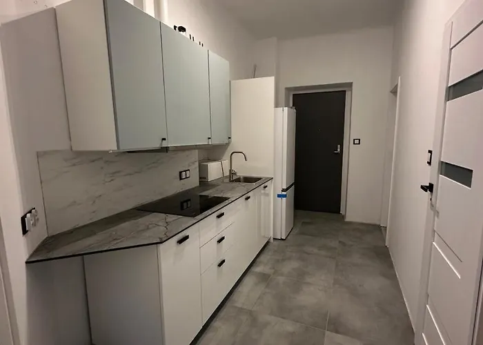 Student House Domaniewska Варшава