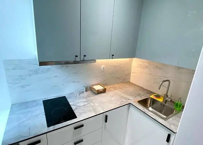 Student House Domaniewska Варшава