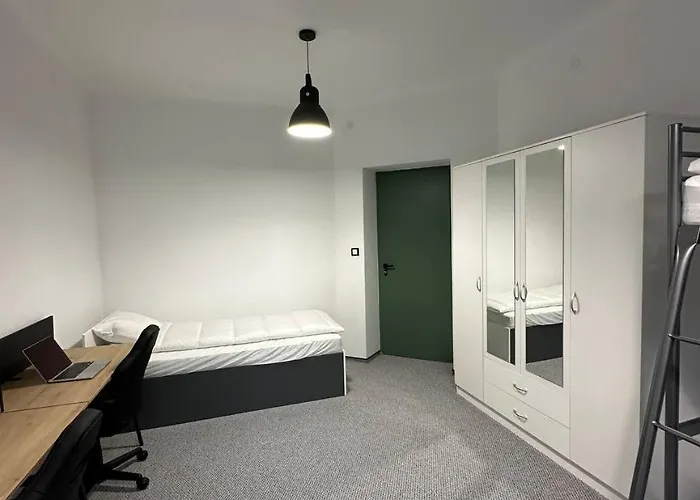 Апартаменты Student House Domaniewska *