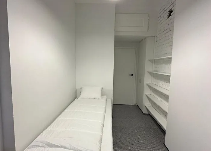 Апартаменты Student House Domaniewska Варшава