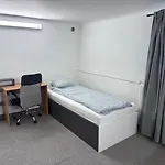 Student House Domaniewska Апартаменты